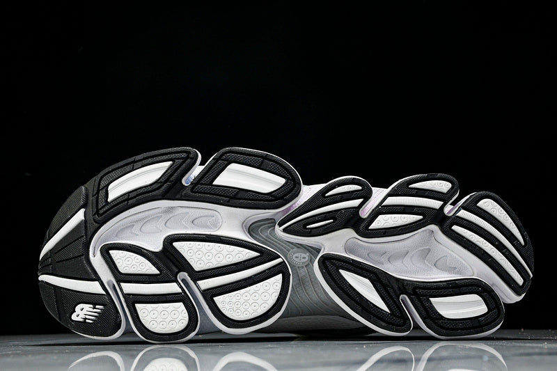 Tênis New Balance 2000