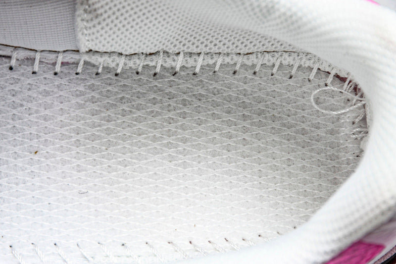 New Balance 2000 Sneakers
