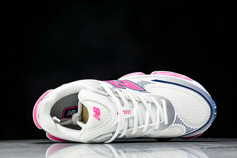 Tênis New Balance 2000