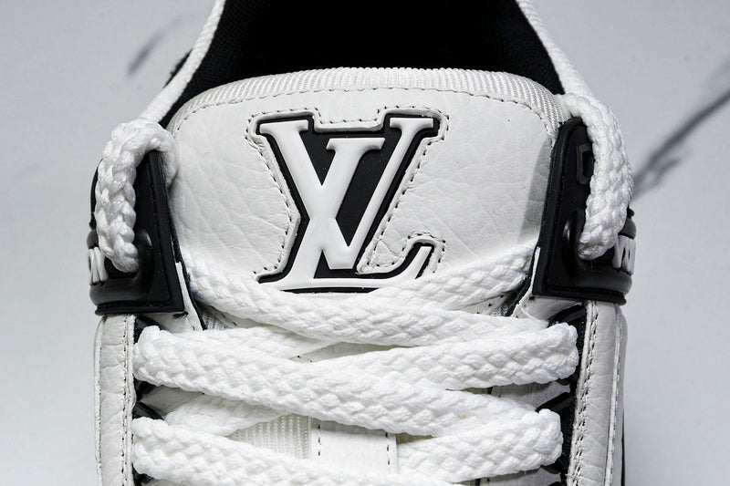 Louis Vuitton Sneaker