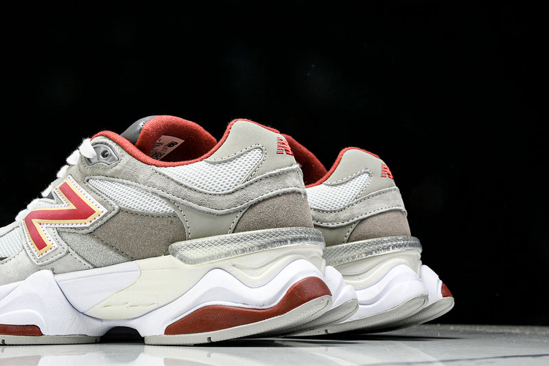New Balance 9060 OLIVINA
