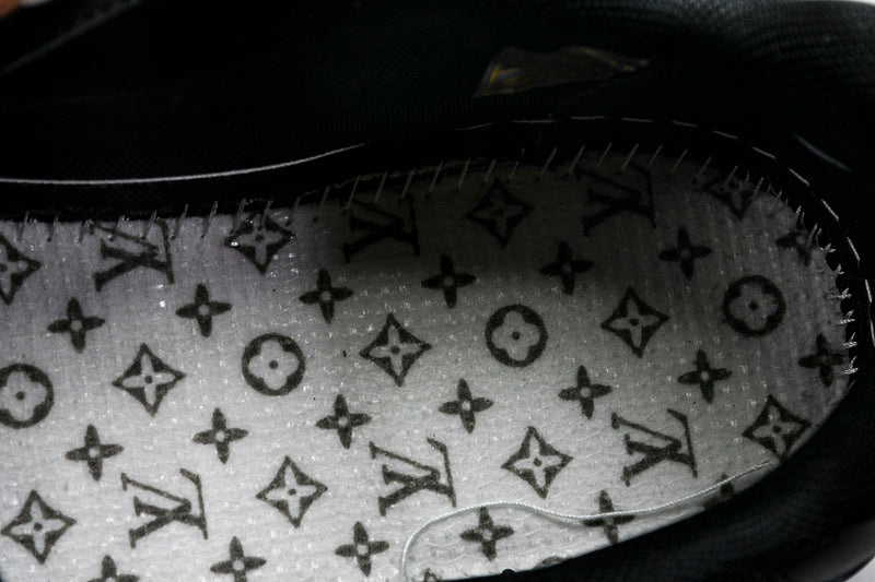Louis Vuitton Sneaker
