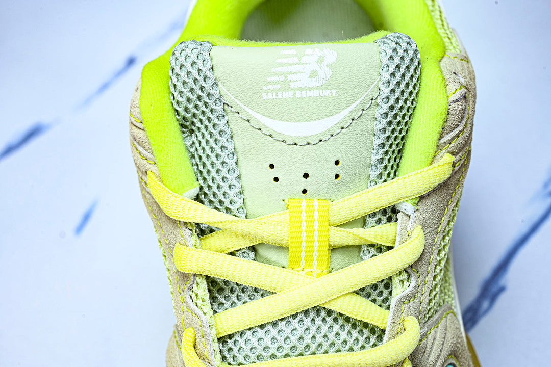 New Balance 530