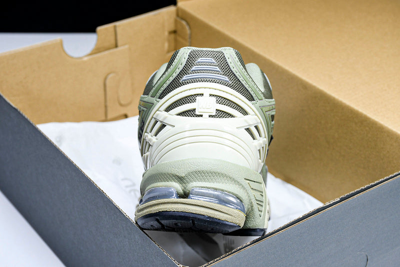 New Balance 1906