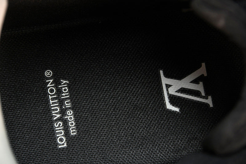 Tênis Louis Vuitton