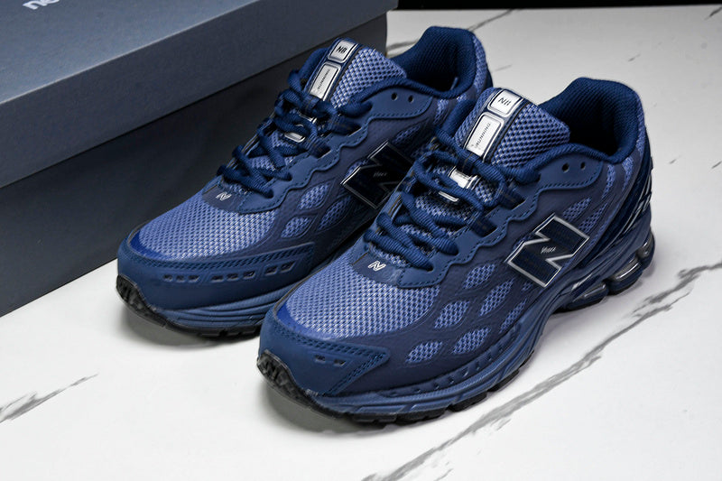 New Balance 1906
