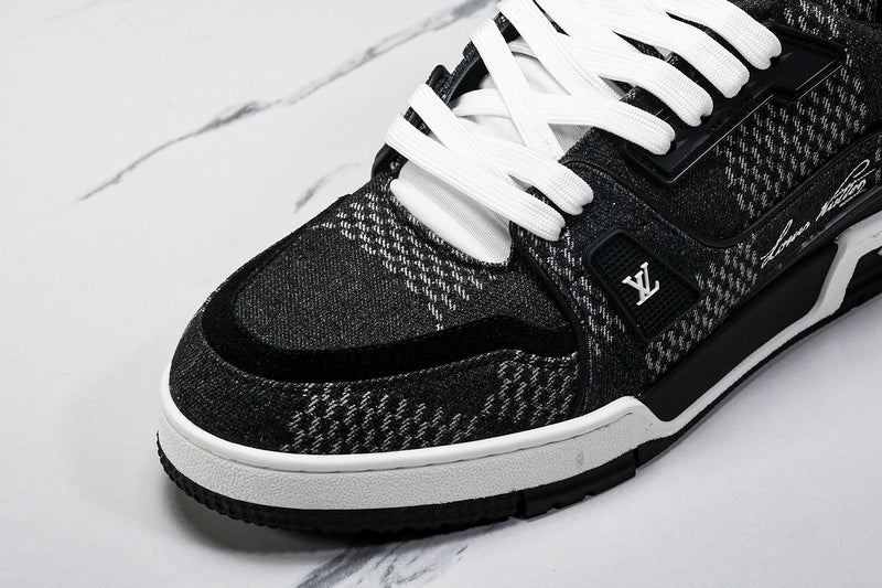 Louis Vuitton Sneaker