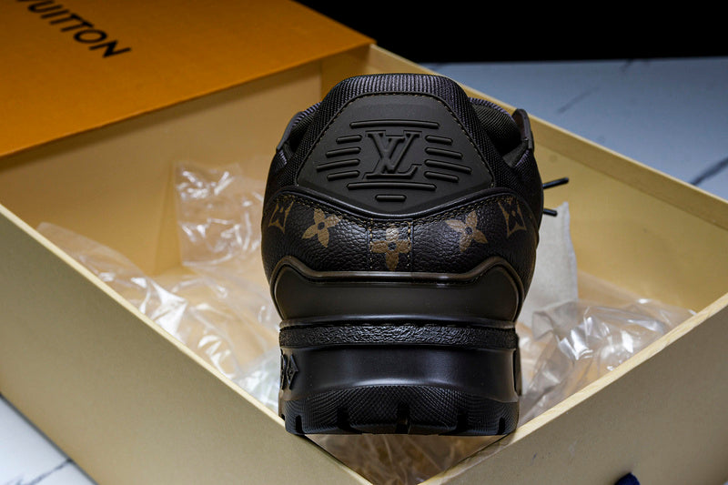 Tênis Louis Vuitton