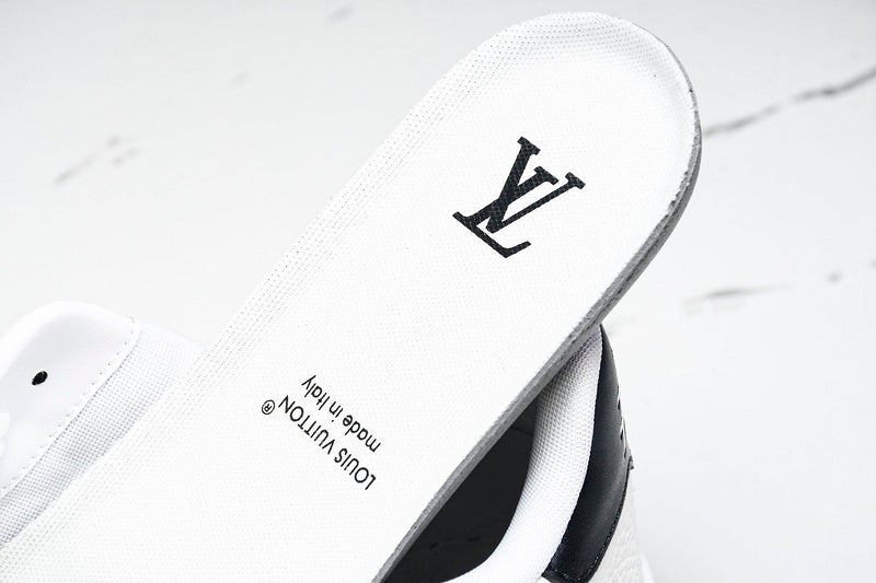 Louis Vuitton Sneaker