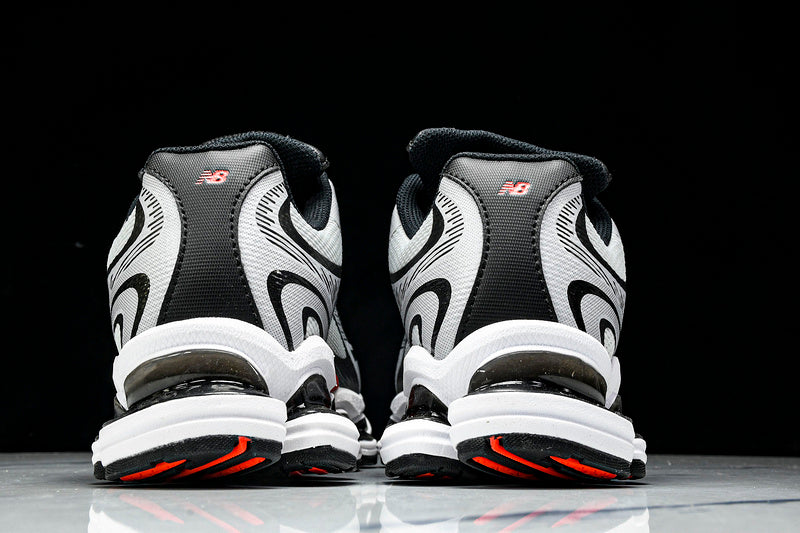 Tênis New Balance 2000