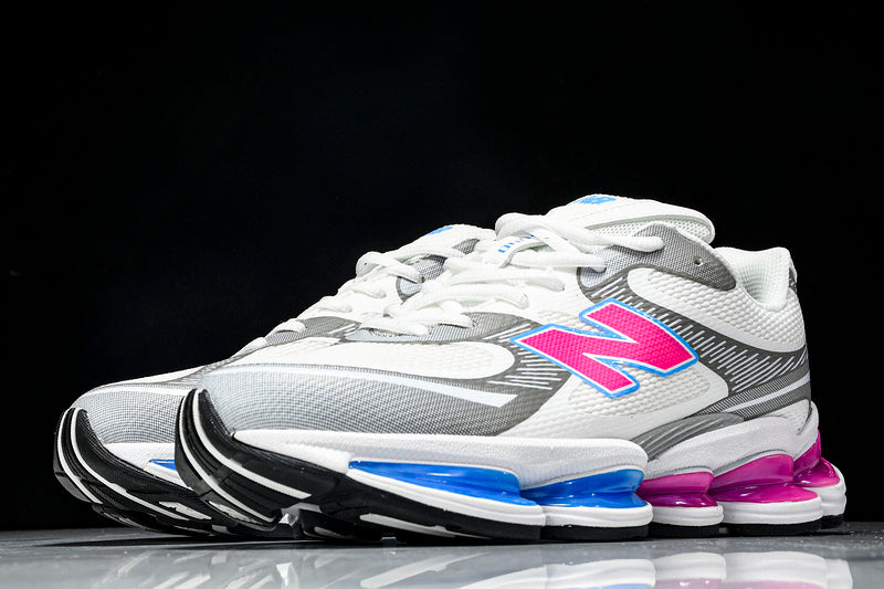 Tênis New Balance 2000
