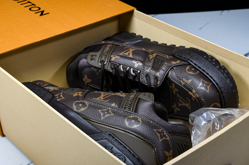 Tênis Louis Vuitton