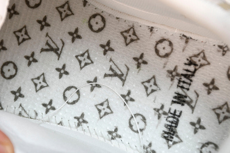 Tênis Louis Vuitton