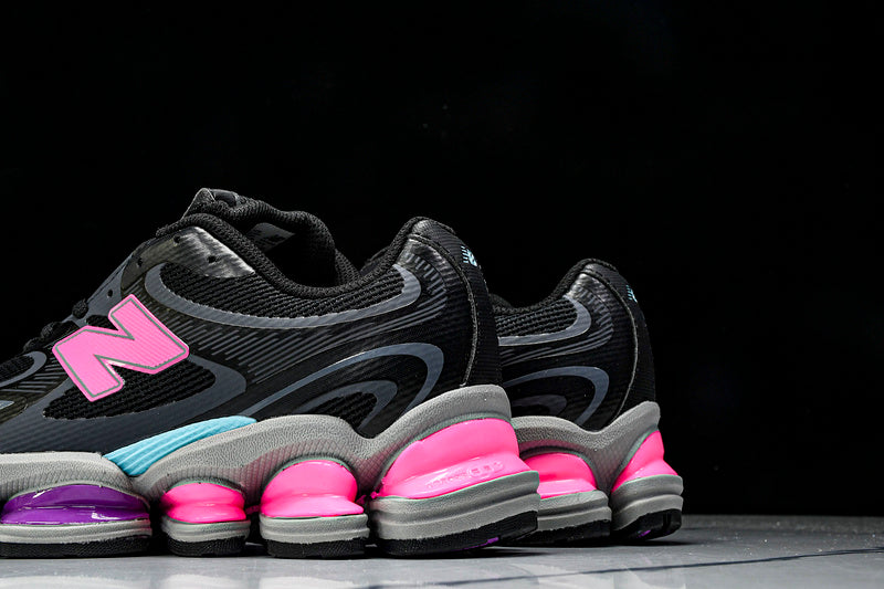 Tênis New Balance 2000