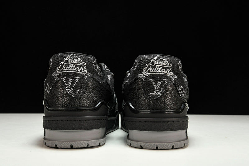 Tênis Louis Vuitton