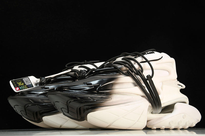 Balenciaga Unicórnio