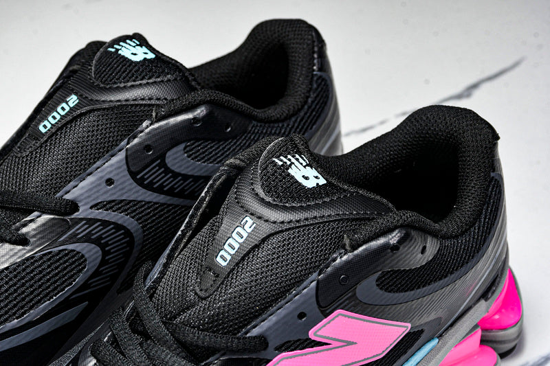 Tênis New Balance 2000