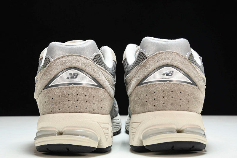 New Balance 2002