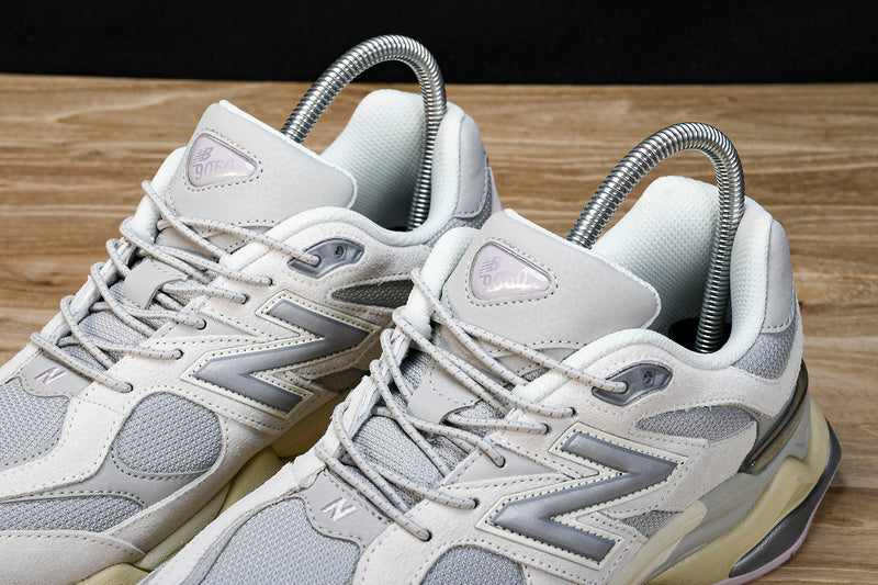 New Balance 9060 OLIVINE