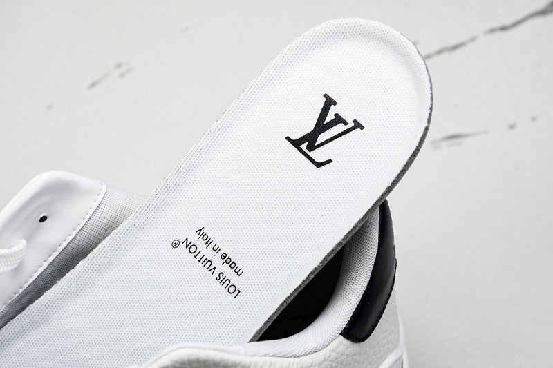 Louis Vuitton Sneaker