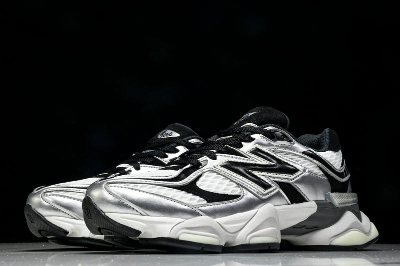 New Balance 9060 OLIVINA