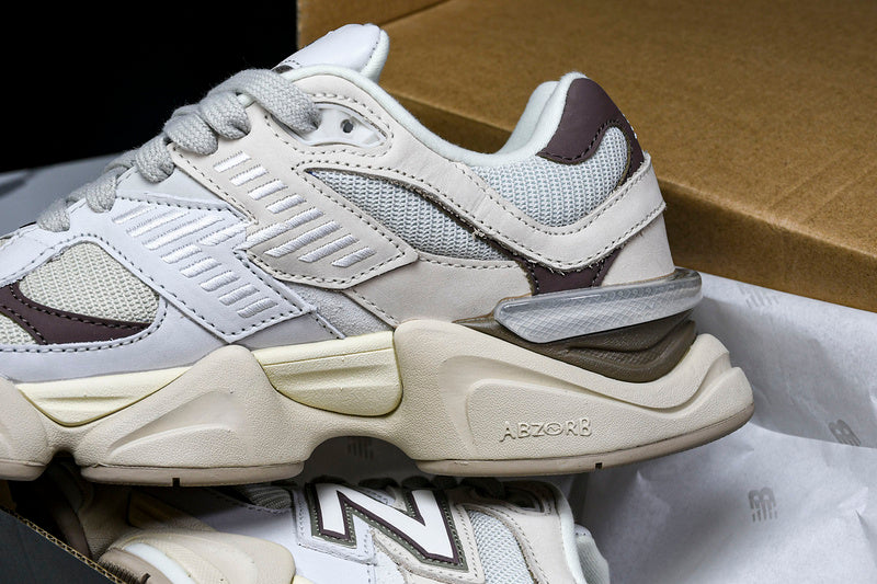 New Balance 9060 OLIVINA