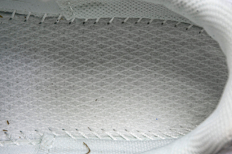 Tênis New Balance 2000