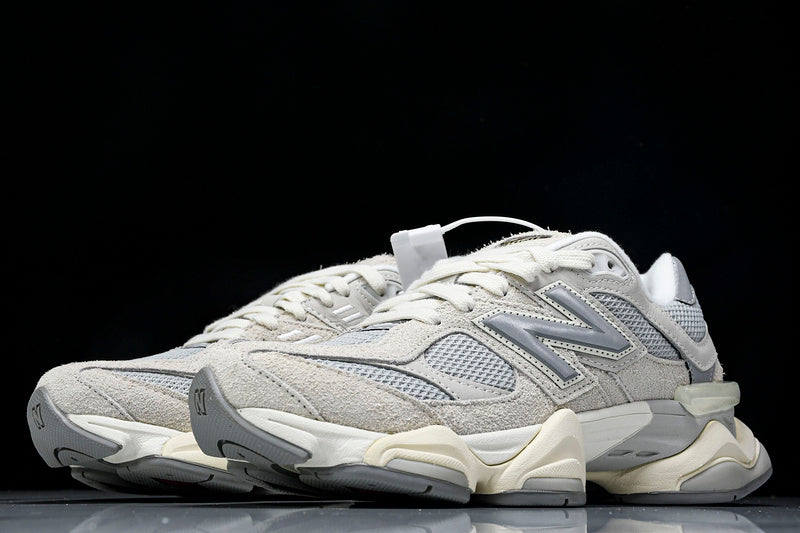 New Balance 9060 OLIVINA
