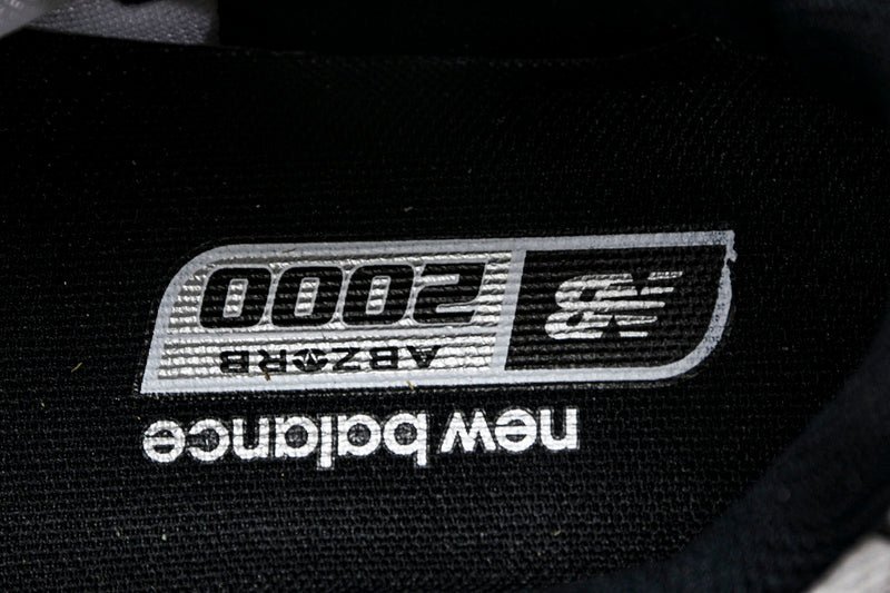 Tênis New Balance 2000