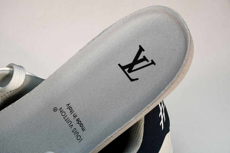 Louis Vuitton Sneaker