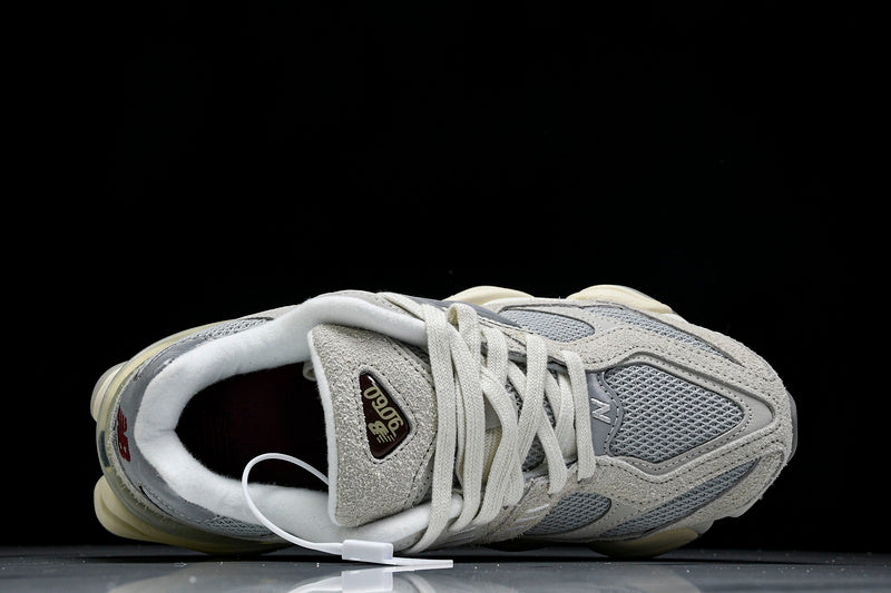 New Balance 9060 OLIVINA