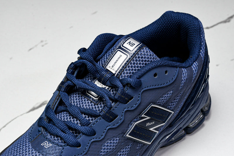 New Balance 1906