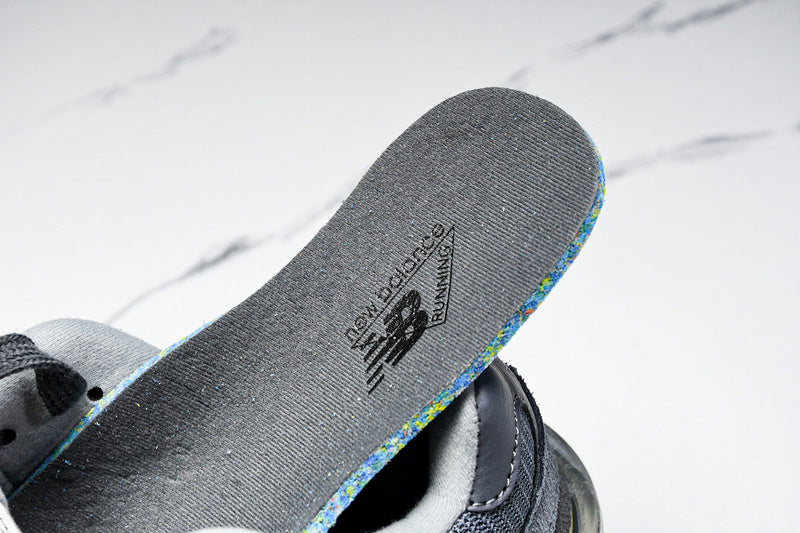 New Balance 9060 OLIVINE