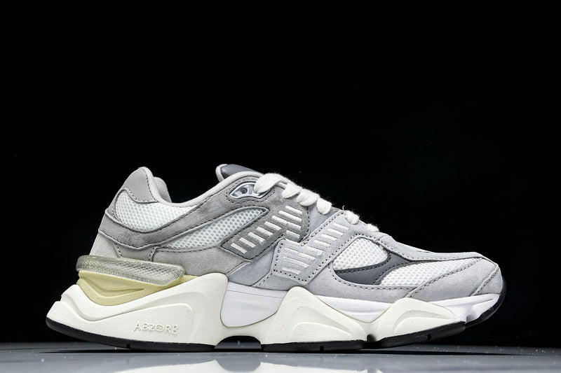 New Balance 9060 OLIVINA