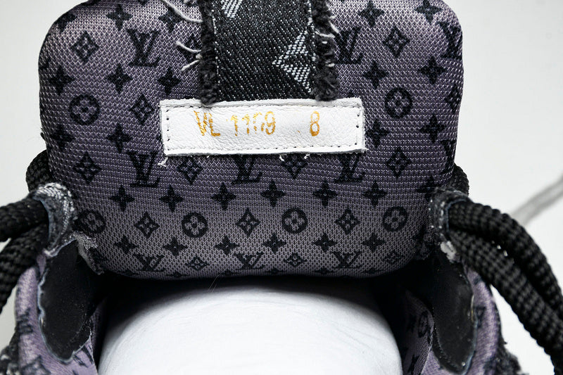 Tênis Louis Vuitton