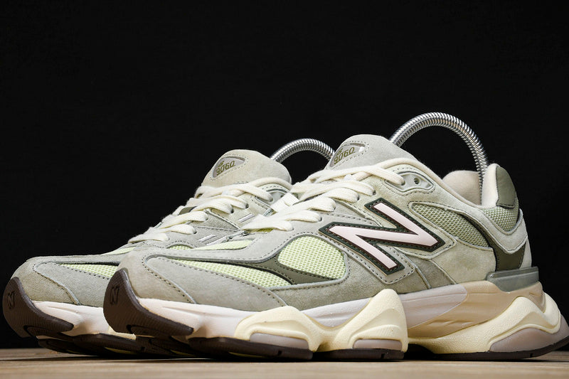 New Balance 9060 OLIVINE
