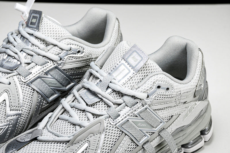 New Balance 1906