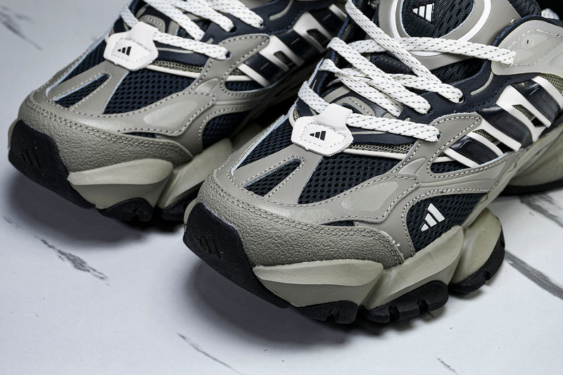 Tênis Adidas XLG