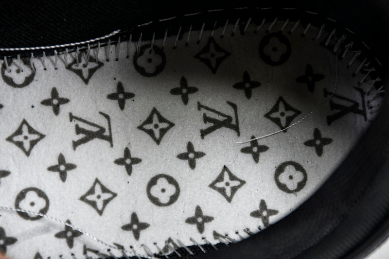 Louis Vuitton Sneaker