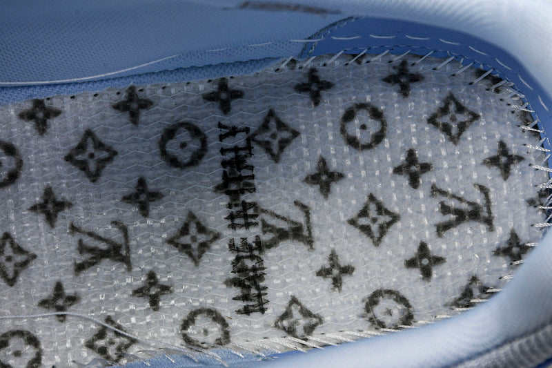 Louis Vuitton Sneaker