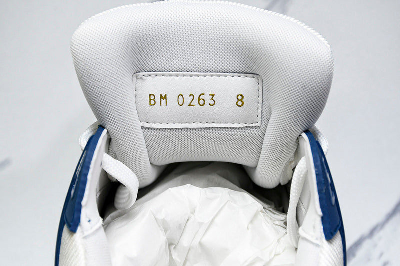 Louis Vuitton Sneaker