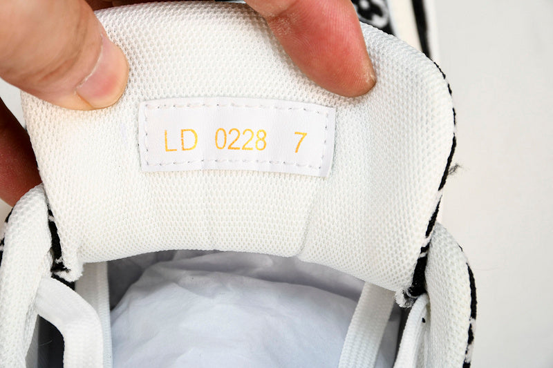Louis Vuitton Sneaker