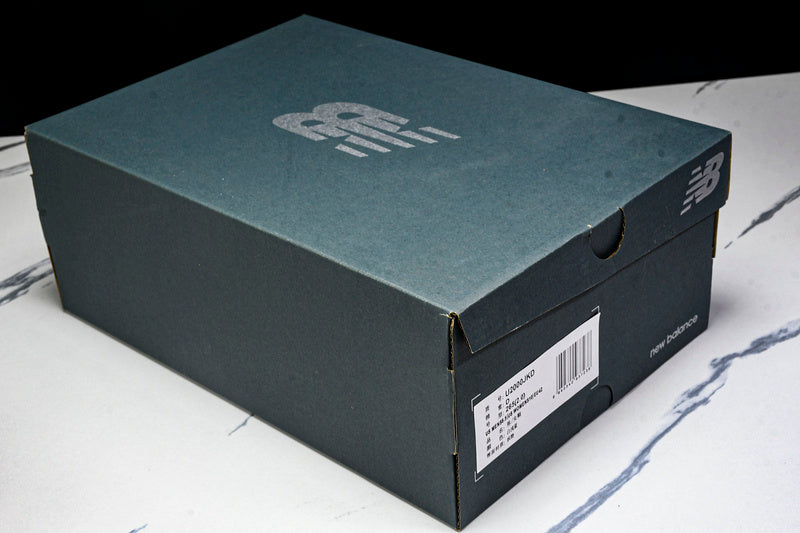 Tênis New Balance 2000
