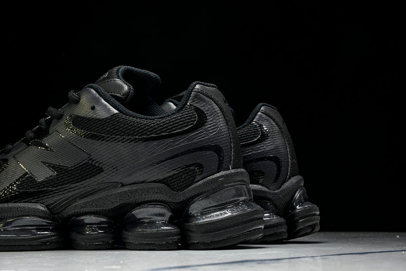 Tênis New Balance 2000