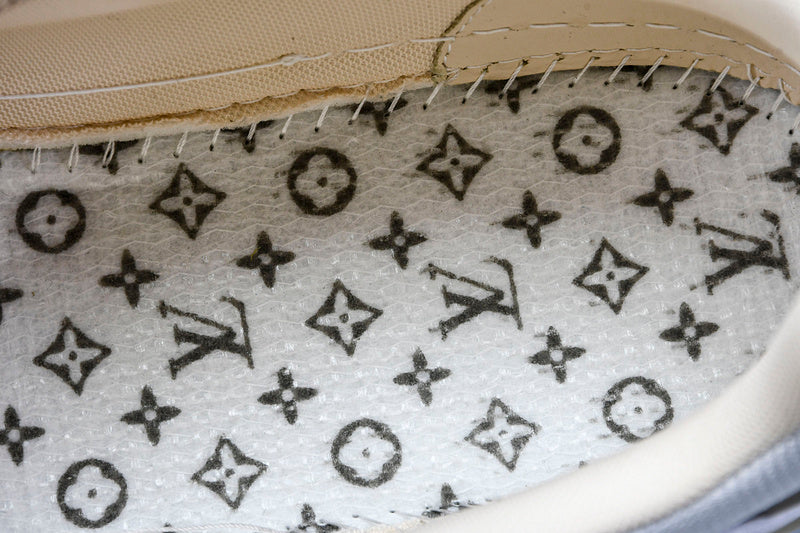 Louis Vuitton Sneaker