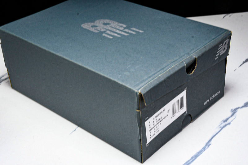 Tênis New Balance 2000