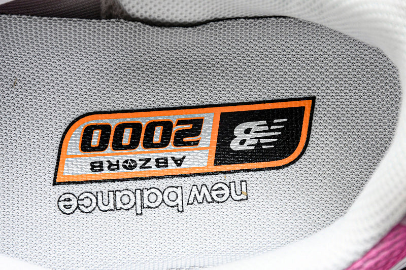 New Balance 2000 Sneakers