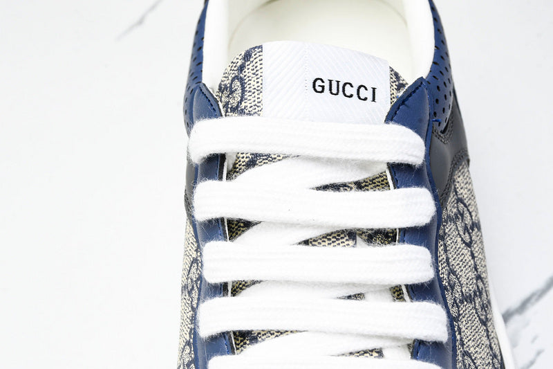 Tênis Gucci