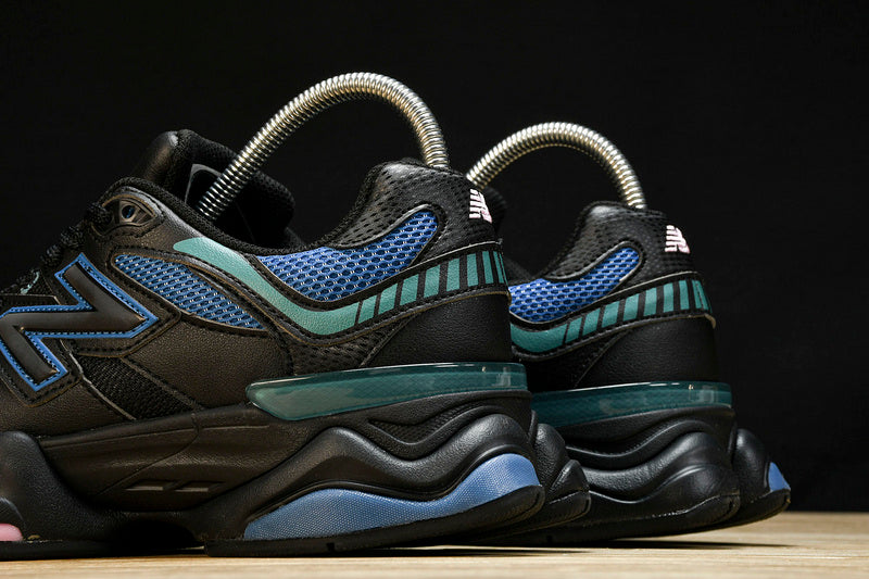 New Balance 9060 OLIVINA