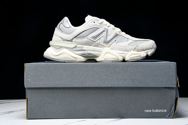 New Balance 9060 OLIVINA